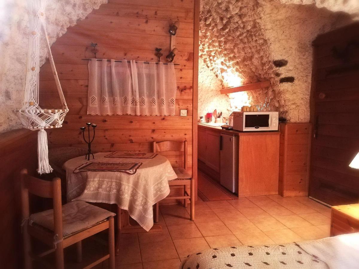 B&B Et Apartments Moulin Du Martinet Guillestre Bagian luar foto